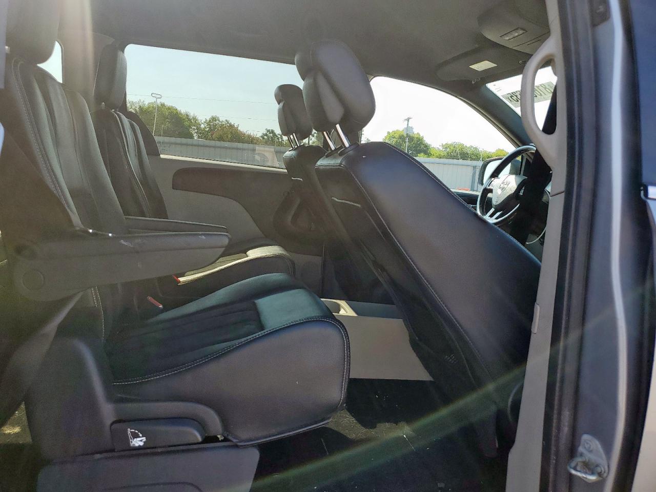 2019 Dodge Grand Caravan Sxt VIN: 2C4RDGCG7KR751022 Lot: 81661635