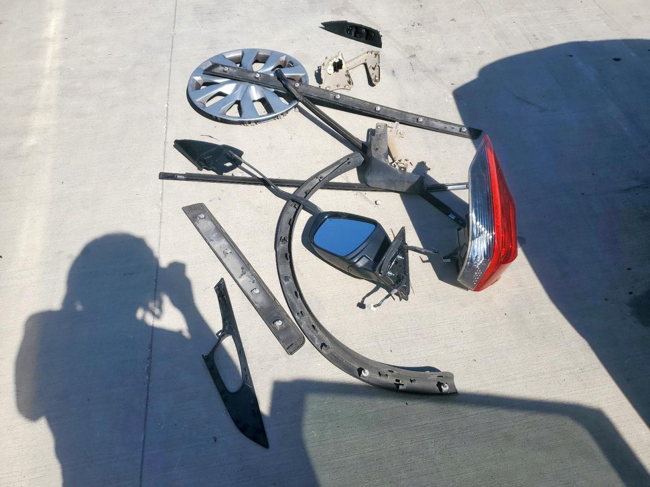 2017 Nissan Rogue S VIN: JN8AT2MT7HW149790 Lot: 83785745