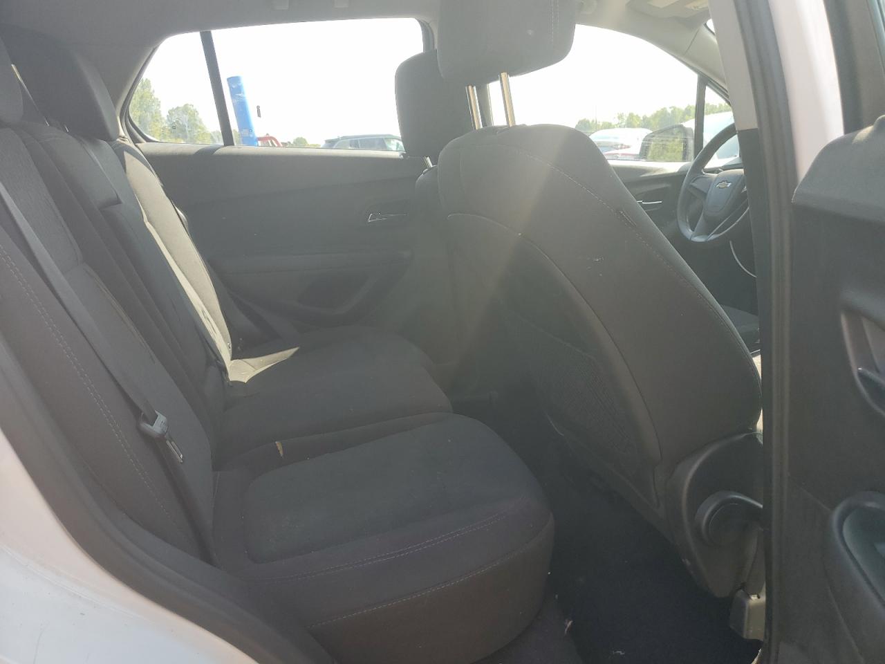 2018 Chevrolet Trax Ls VIN: 3GNCJKSB4JL409599 Lot: 71651735