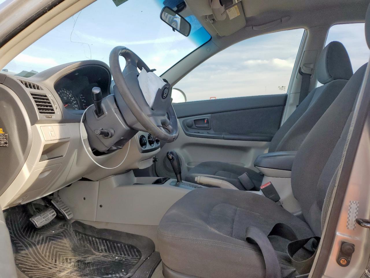 2005 Kia Spectra5 VIN: KNAFE161855119679 Lot: 71100115