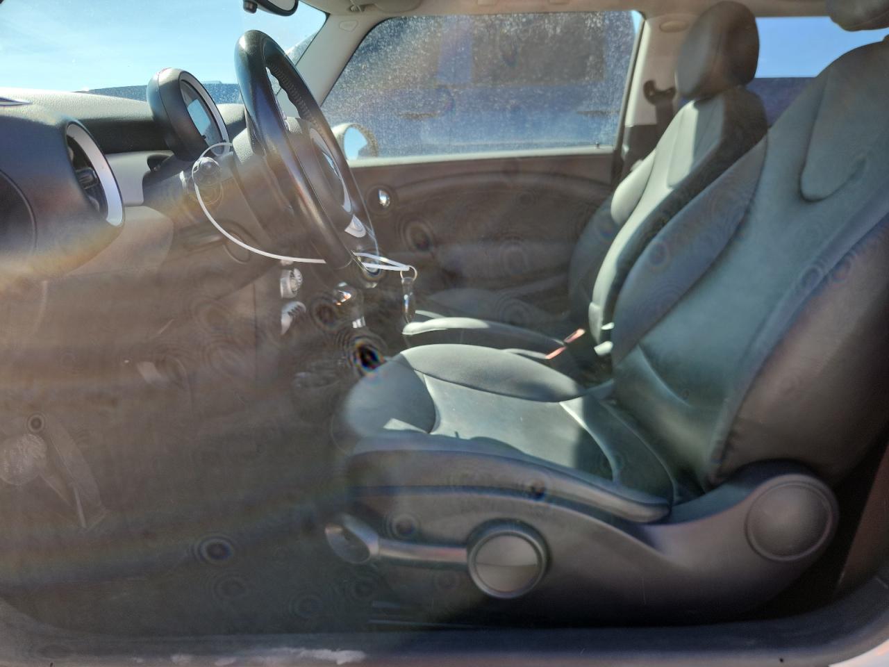 2010 Mini Cooper VIN: WMWMF3C55ATZ61294 Lot: 72004665