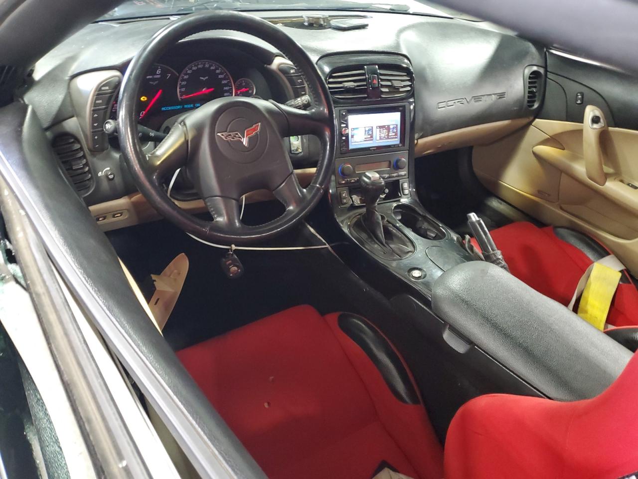 2005 Chevrolet Corvette VIN: 1G1YY24U555101574 Lot: 84629005