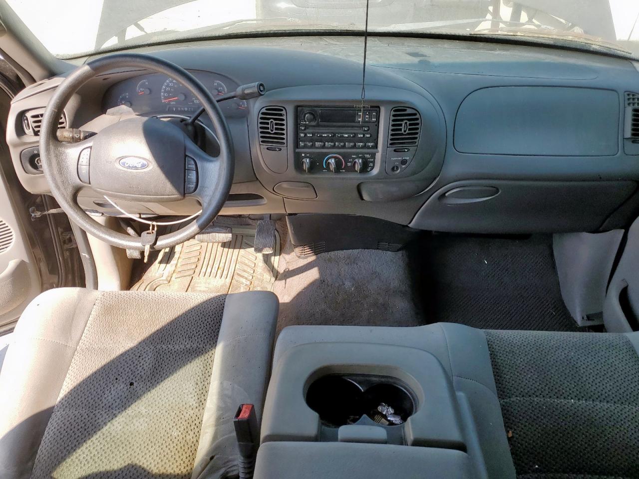 2002 Ford F150 VIN: 1FTRX17282NB99126 Lot: 81027325