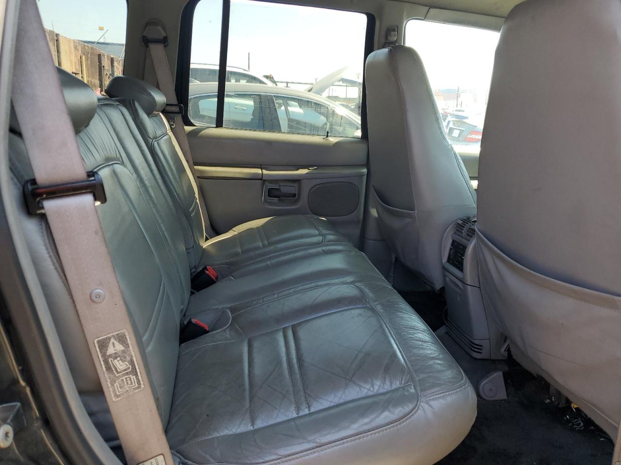 1999 Ford Explorer VIN: 1FMZU32EXXUC85472 Lot: 81102475