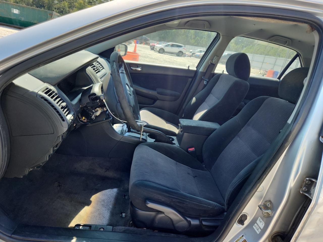 2004 Honda Accord Lx VIN: 3HGCM563X4G702443 Lot: 80906925