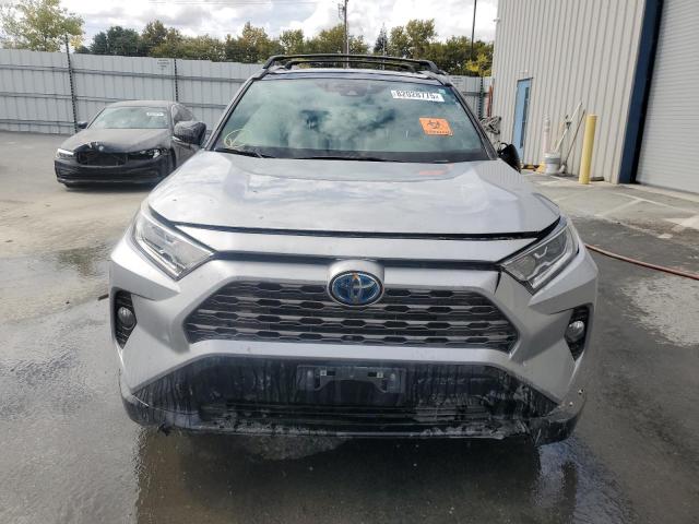  TOYOTA RAV4 2021 Серебристый