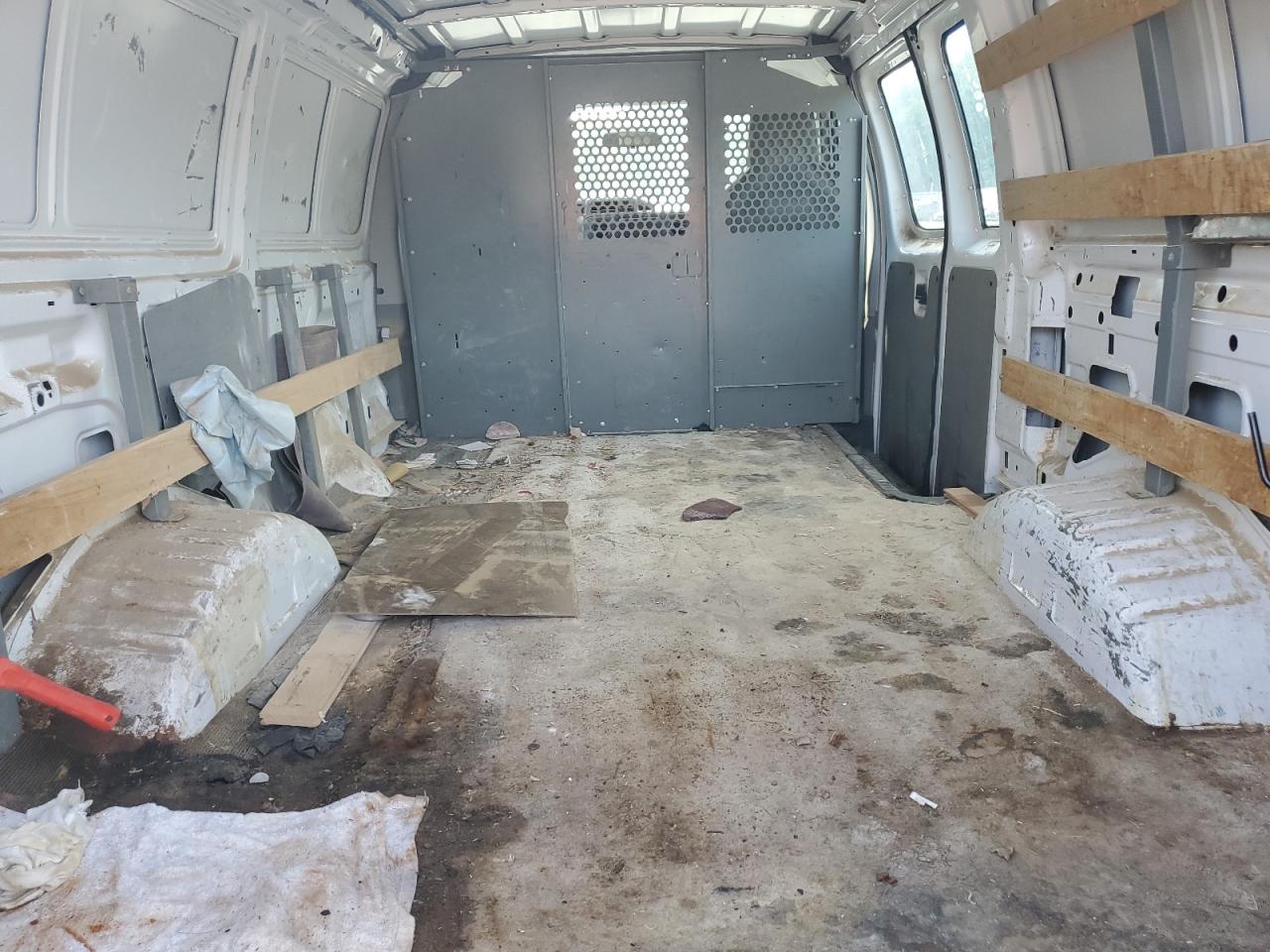 2010 Ford Econoline E250 Van VIN: 1FTNE2EW0ADA28813 Lot: 81039365