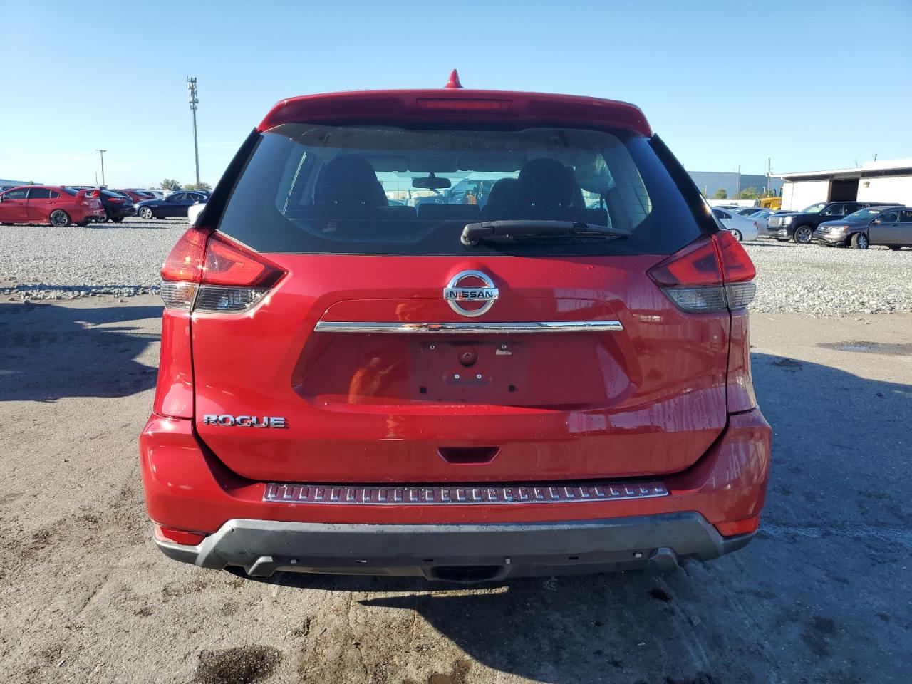 2017 Nissan Rogue S VIN: 5N1AT2MT0HC792796 Lot: 81783625