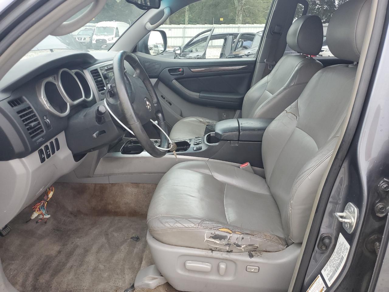 2005 Toyota 4Runner Limited VIN: JTEBU17R750064174 Lot: 81812295