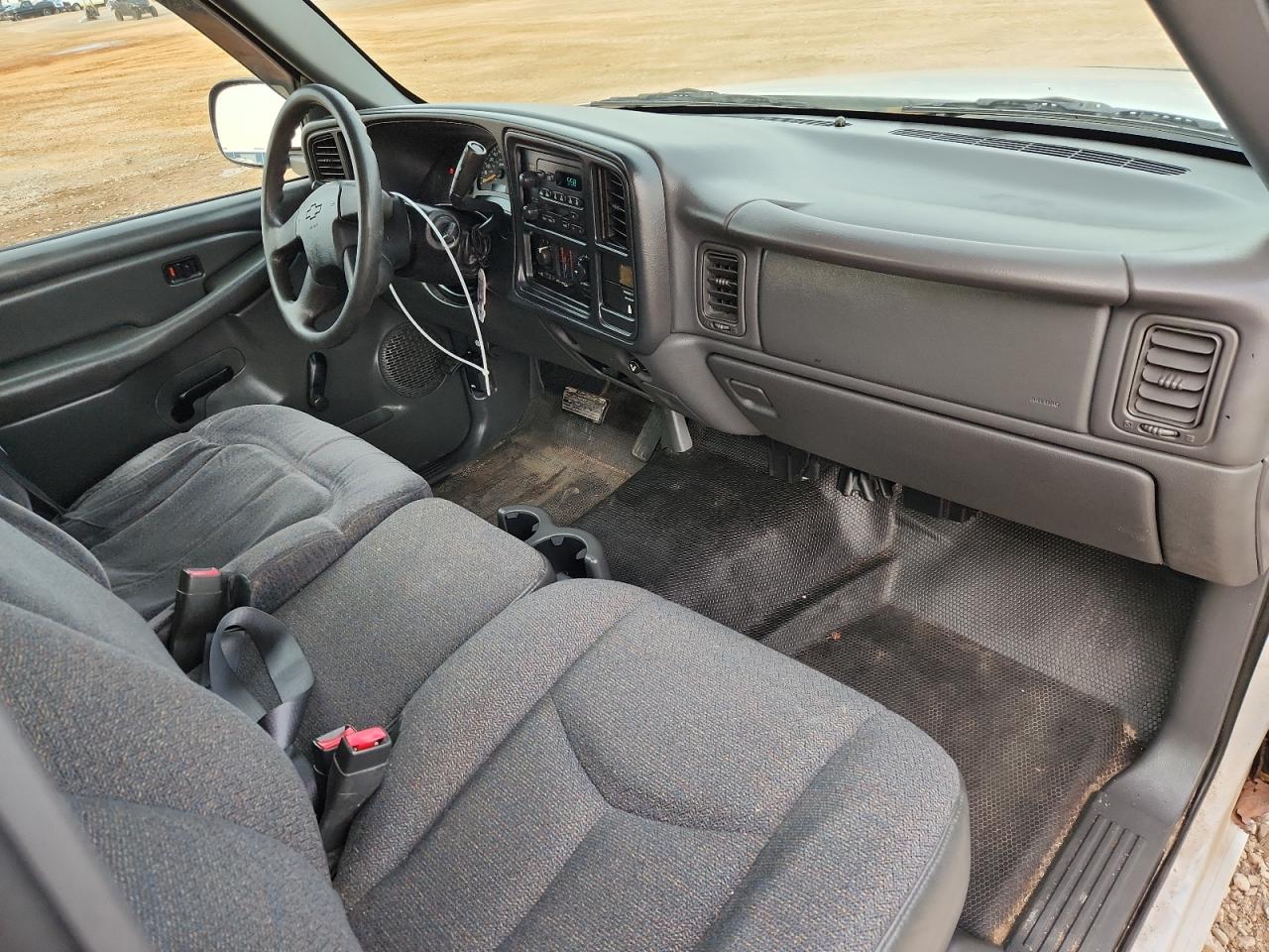 2003 Chevrolet Silverado C1500 VIN: 1GCEC14T73Z289045 Lot: 83783965