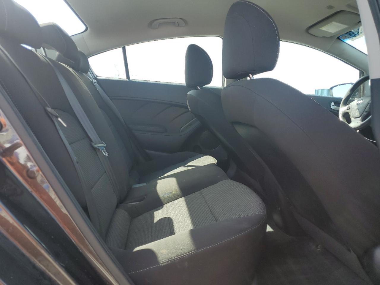 2018 Kia Forte Lx VIN: 3KPFK4A71JE219954 Lot: 84592455