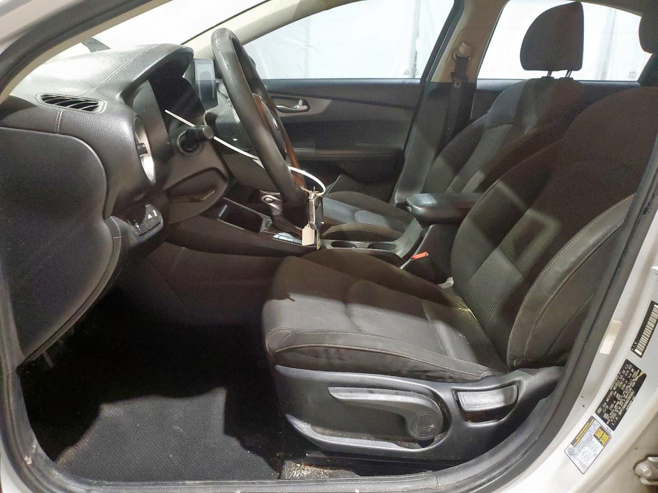 2019 Kia Forte Fe VIN: 3KPF24AD9KE060642 Lot: 70248595