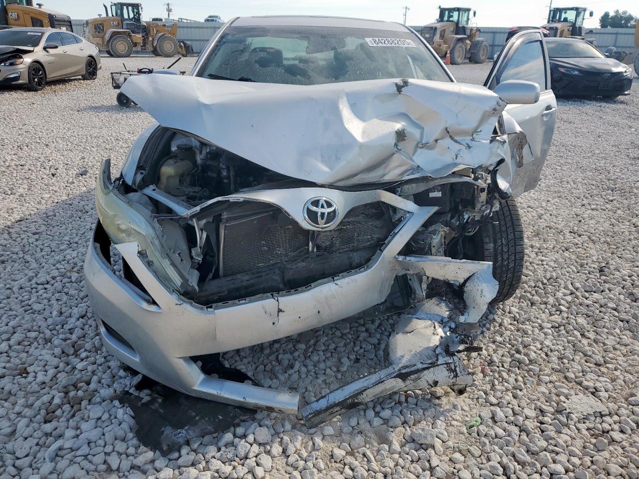 2010 Toyota Camry Base VIN: 4T4BF3EK2AR029000 Lot: 84288205