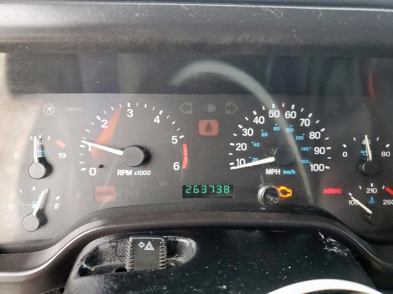 1999 Jeep Wrangler / Tj Sport VIN: 1J4FY19S7XP435204 Lot: 83820835