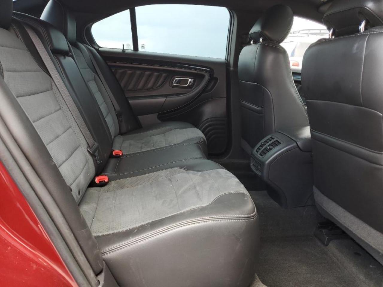 2014 Ford Taurus Sho VIN: 1FAHP2KT2EG109937 Lot: 81035795