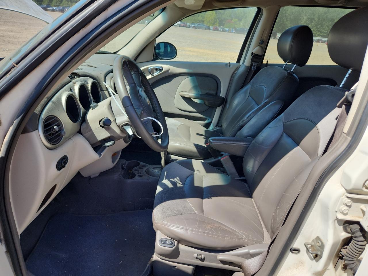 2002 Chrysler Pt Cruiser Limited VIN: 3C8FY68B32T266595 Lot: 80099705