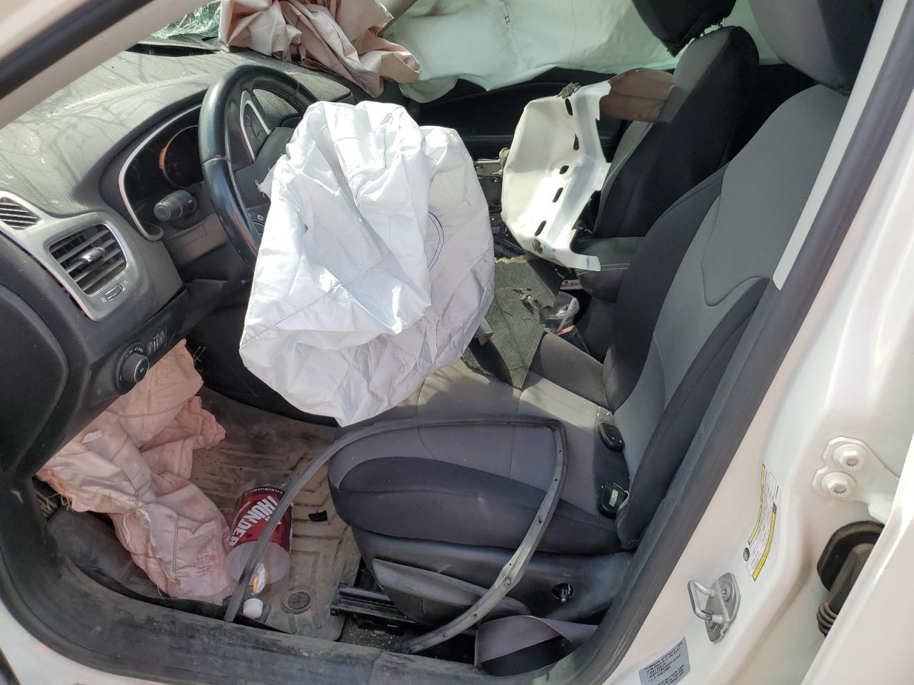 2017 Jeep Compass Latitude VIN: 3C4NJDBB1HT693068 Lot: 71465975