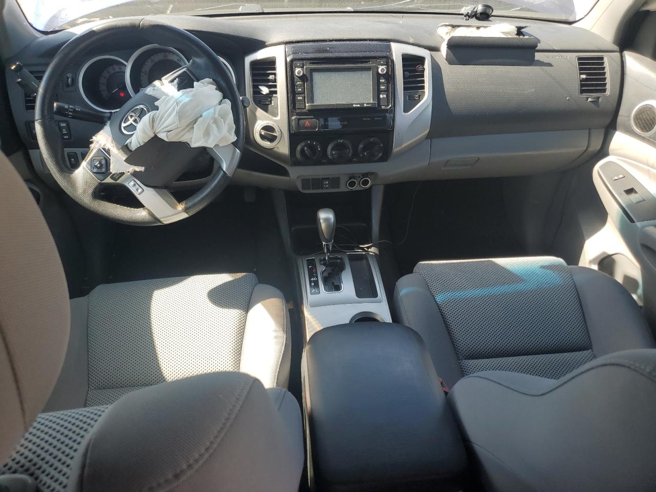 2015 Toyota Tacoma Double Cab VIN: 3TMLU4EN7FM179110 Lot: 84036495