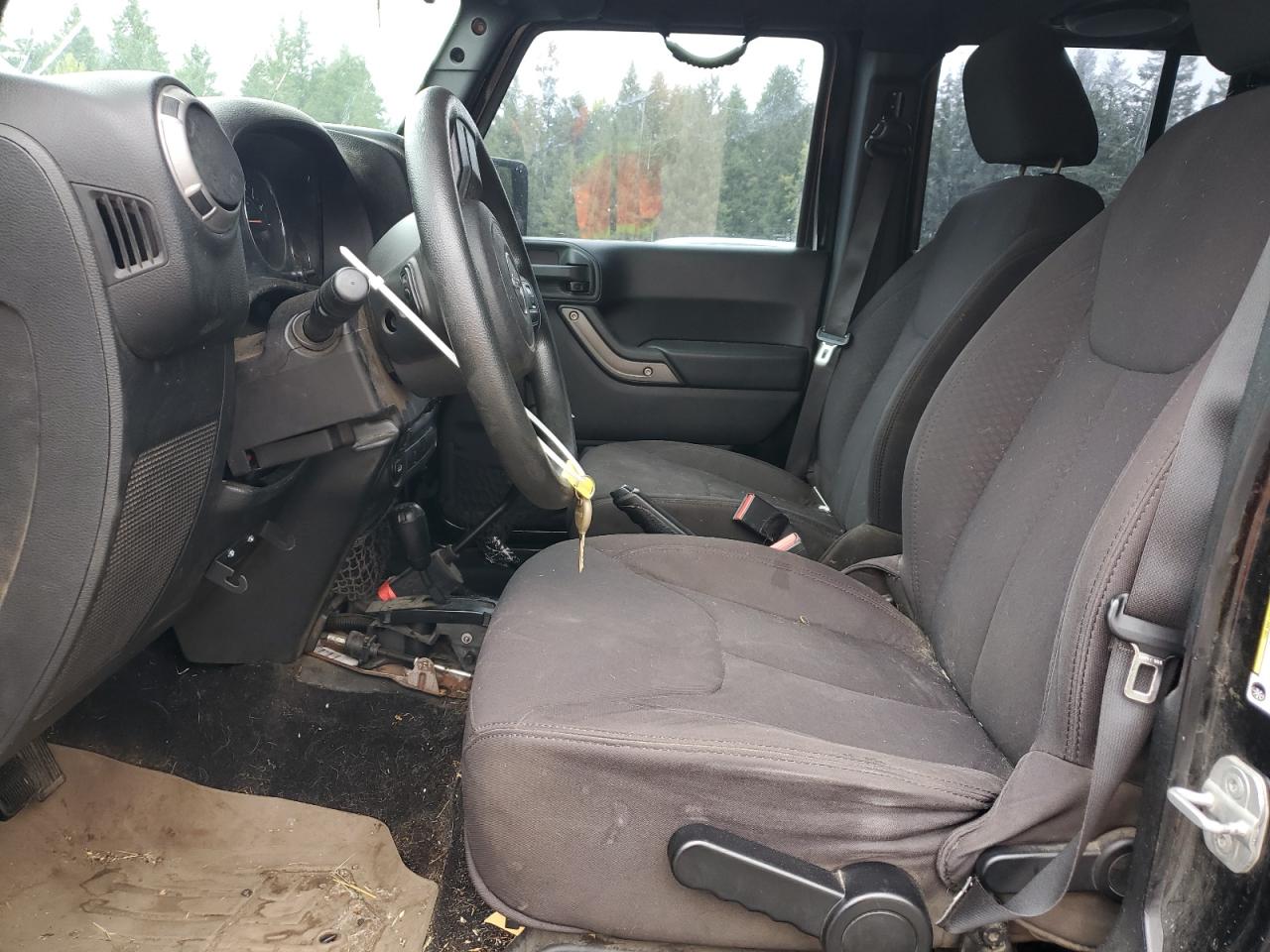 2013 Jeep Wrangler Unlimited Sport VIN: 1C4BJWDG2DL591520 Lot: 80293695