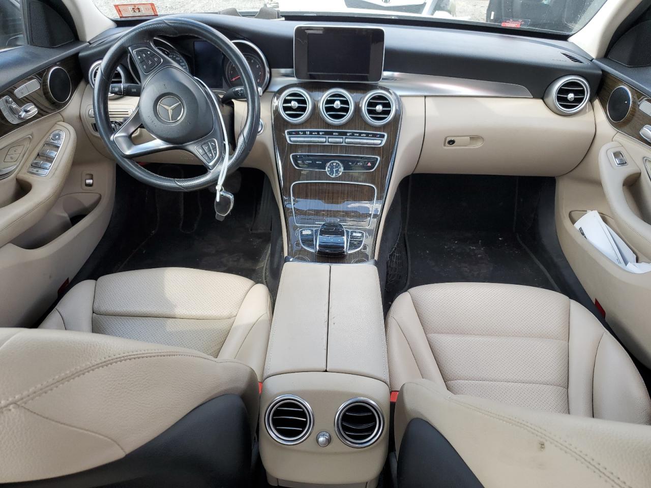 2015 Mercedes-Benz C 300 4Matic VIN: 55SWF4KB3FU032142 Lot: 71426305