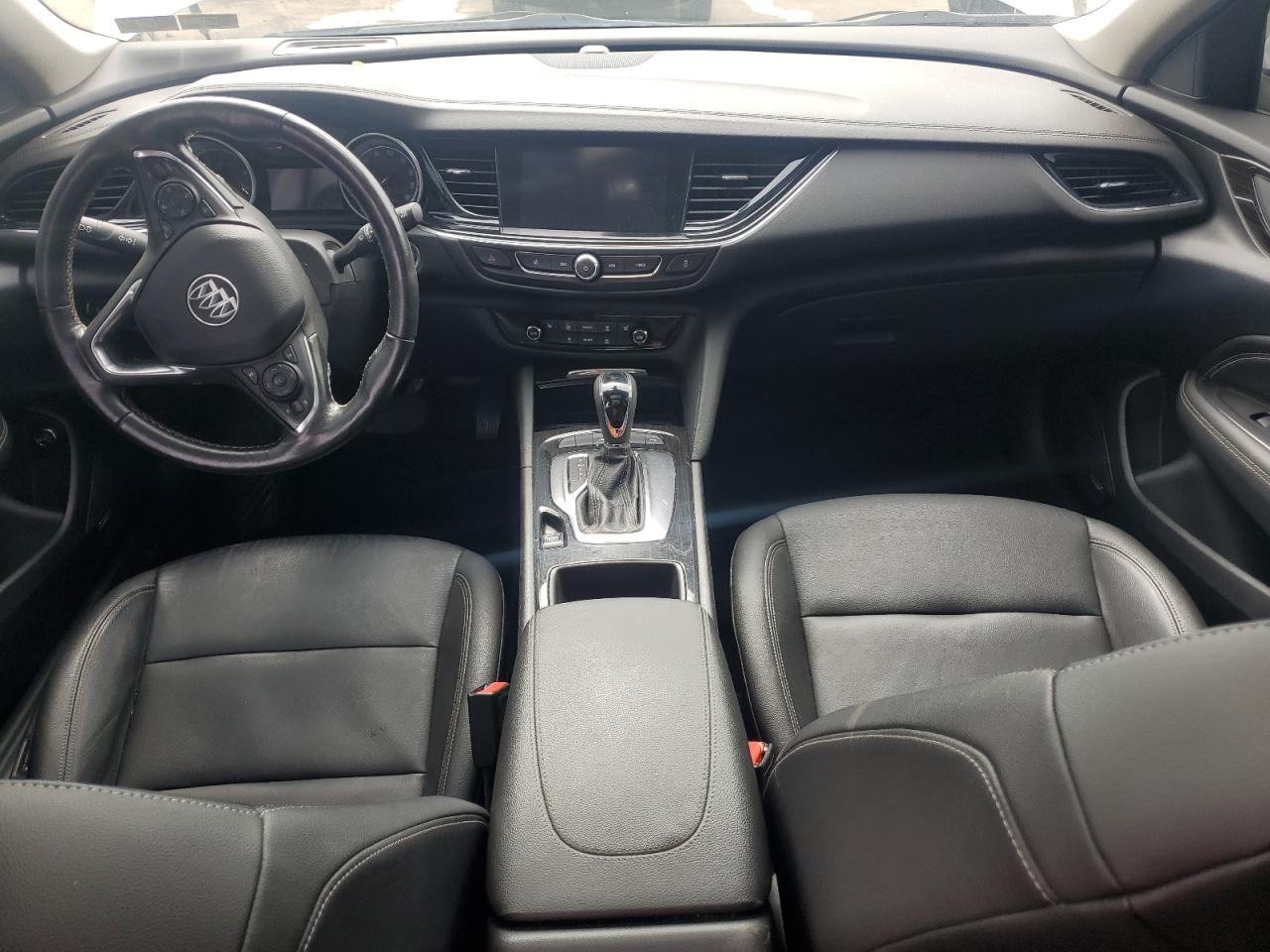 2018 Buick Regal Tourx Essence VIN: W04GV8SX3J1045724 Lot: 81071605