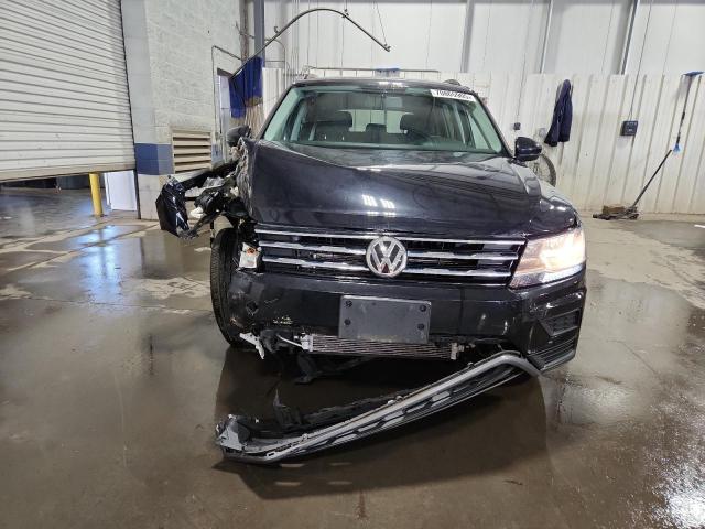 VOLKSWAGEN TIGUAN 2020 Черный