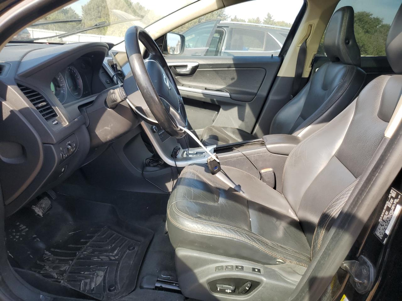 2011 Volvo Xc60 3.2 VIN: YV4952DZXB2158797 Lot: 80299345