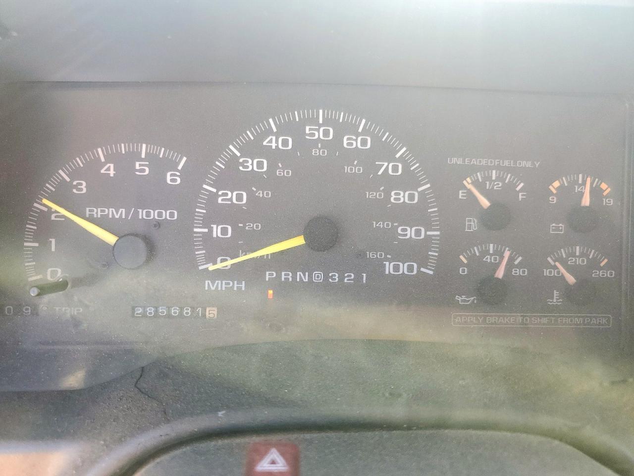 1999 Chevrolet Gmt-400 C1500 VIN: 1GCEC19R7XR114135 Lot: 71123475