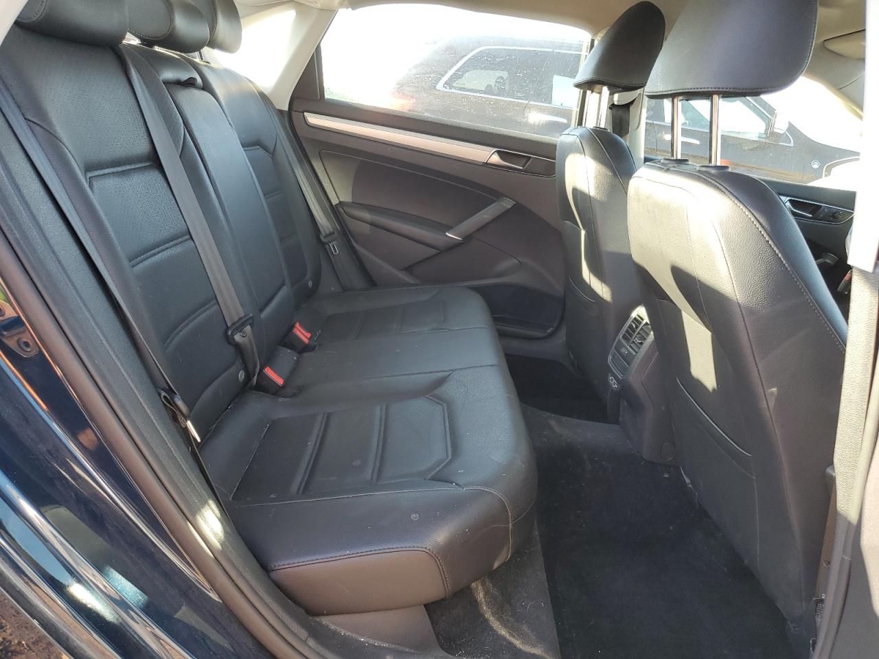 2019 Volkswagen Passat Wolfsburg VIN: 1VWLA7A37KC003598 Lot: 81609695