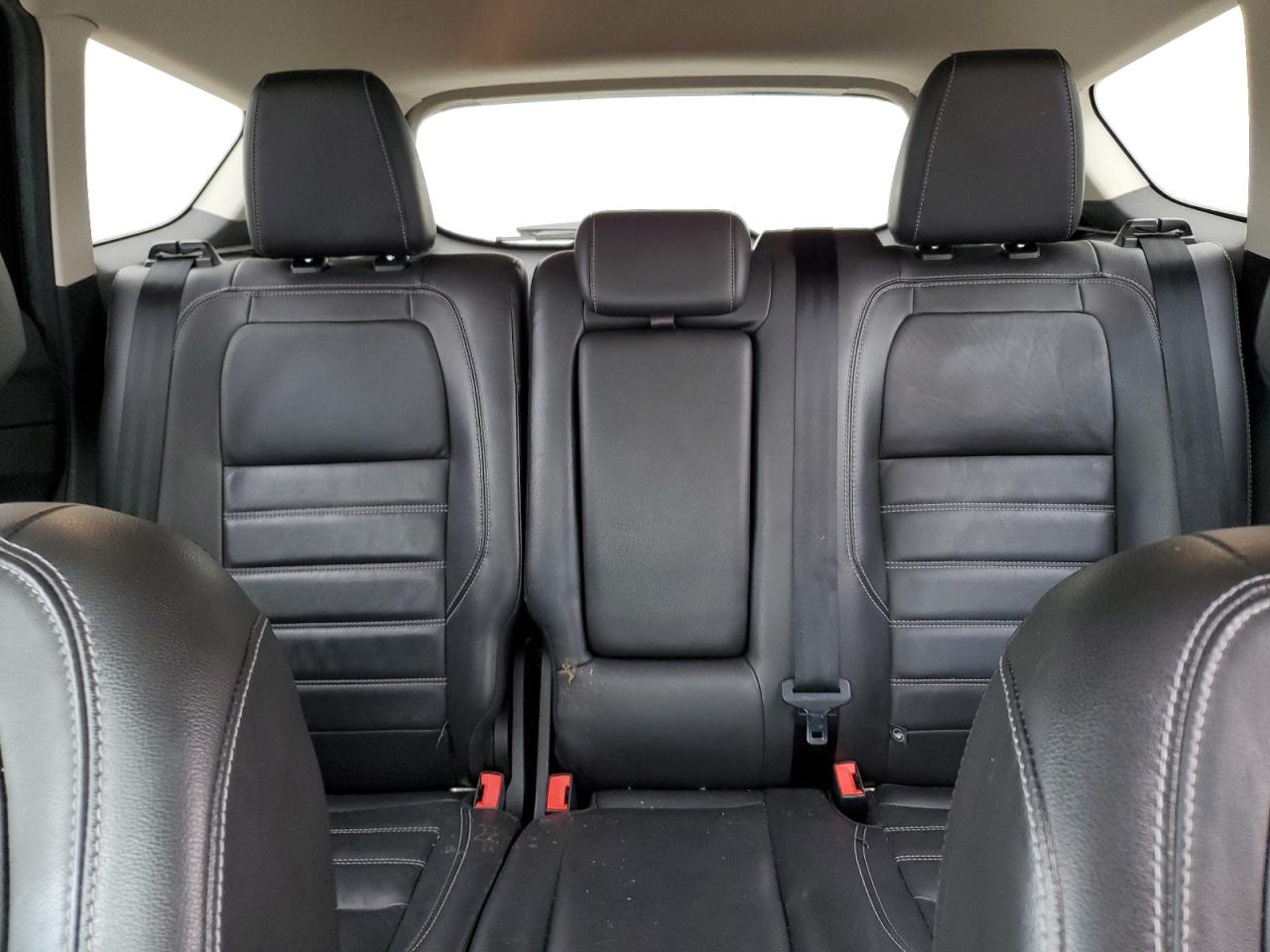 2017 Ford Escape Titanium VIN: 1FMCU9J92HUB62327 Lot: 82021855