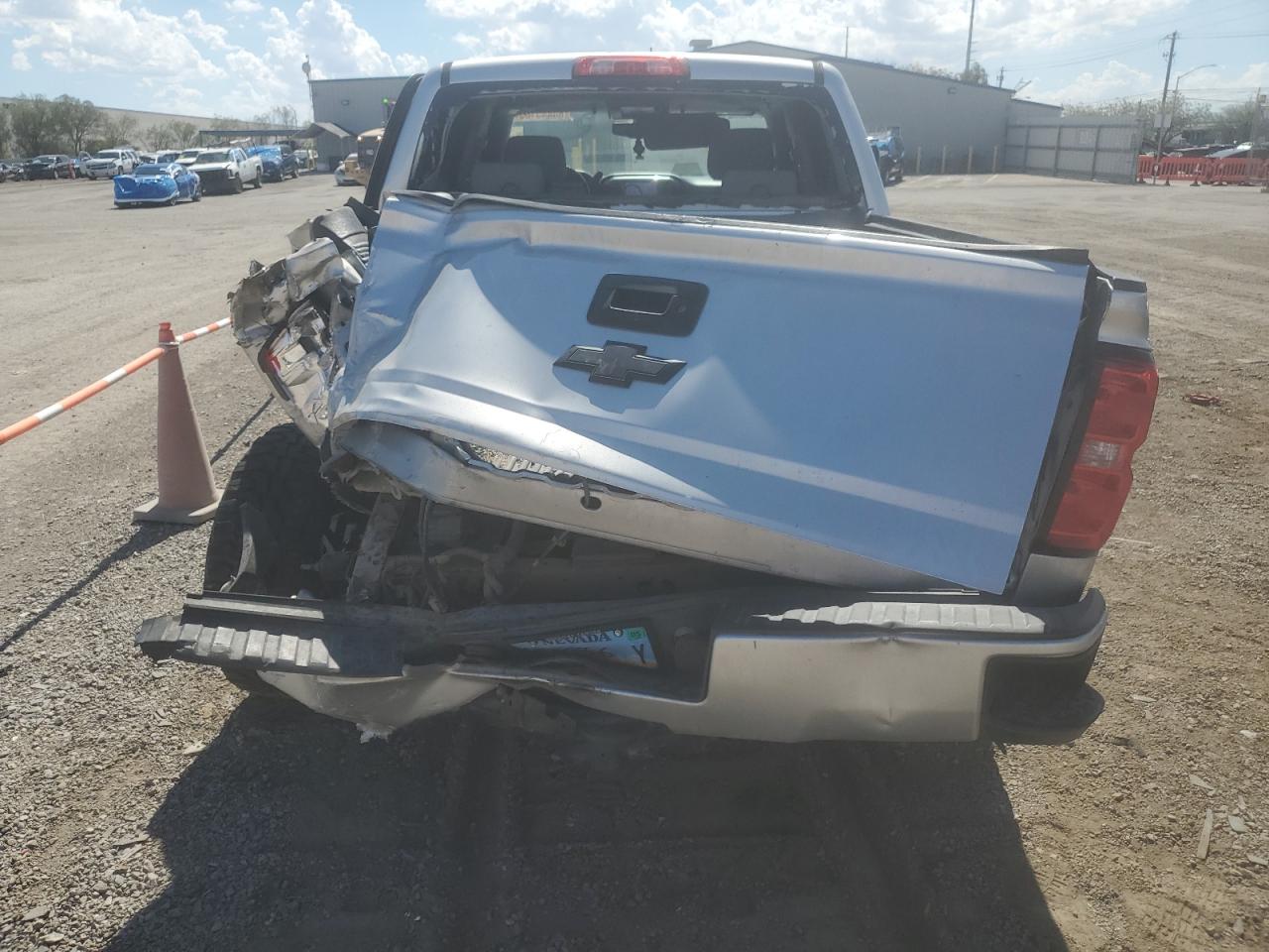 2017 Chevrolet Silverado C1500 Lt VIN: 3GCPCREC6HG302915 Lot: 84445165