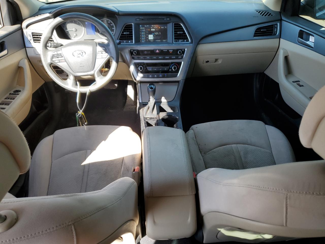 2017 Hyundai Sonata Se VIN: 5NPE24AF2HH555976 Lot: 84467945