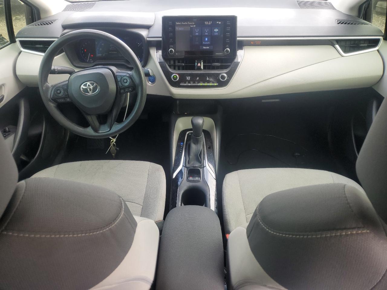 2022 Toyota Corolla Le VIN: JTDEAMDE0NJ043660 Lot: 71100905