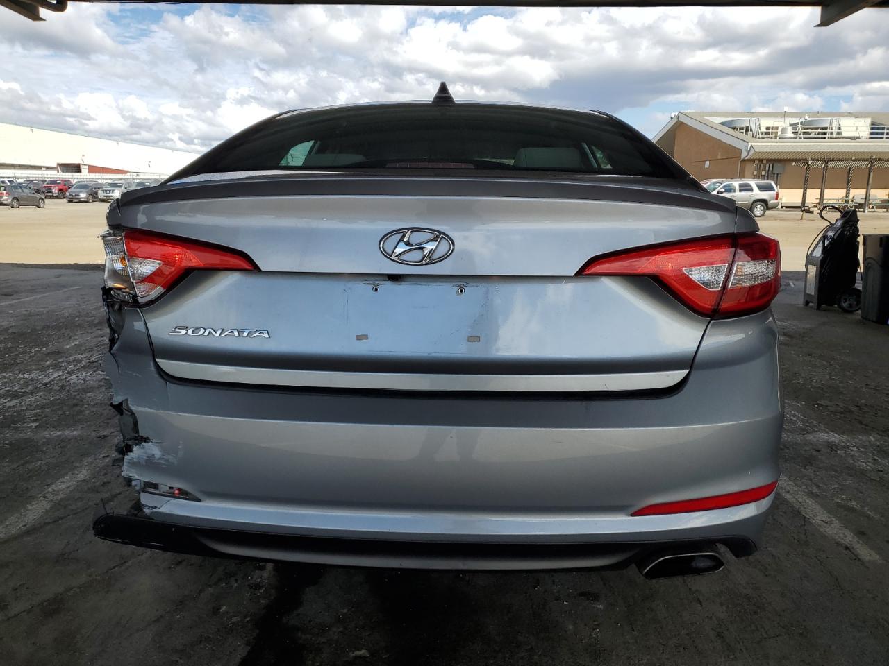 2017 Hyundai Sonata Se VIN: 5NPE24AF4HH571953 Lot: 84610165