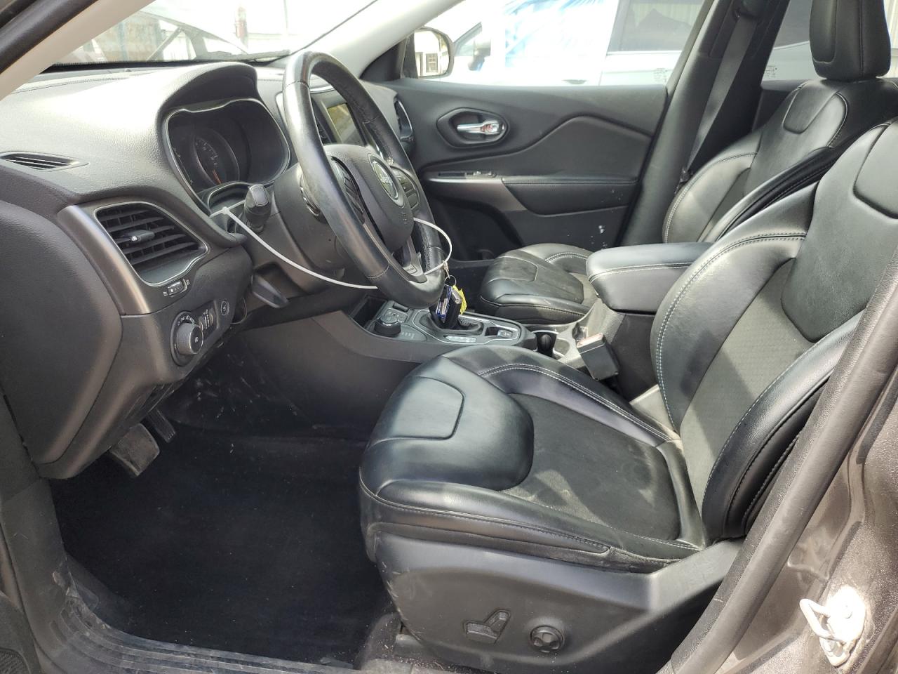 2019 Jeep Cherokee Latitude Plus VIN: 1C4PJMLB1KD141817 Lot: 71489575