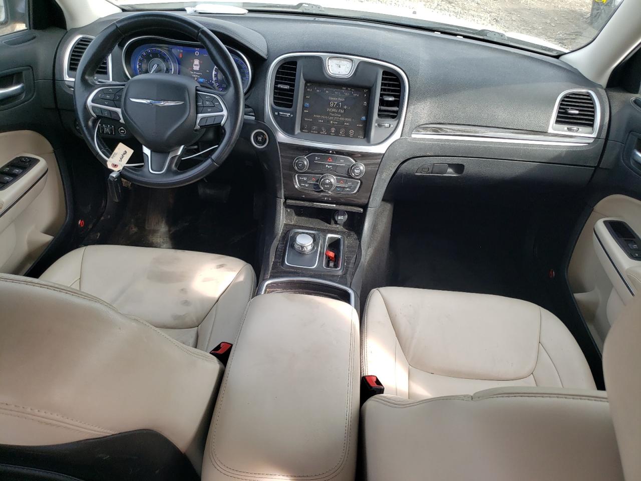 2015 Chrysler 300 Limited VIN: 2C3CCAAG1FH849293 Lot: 83946045