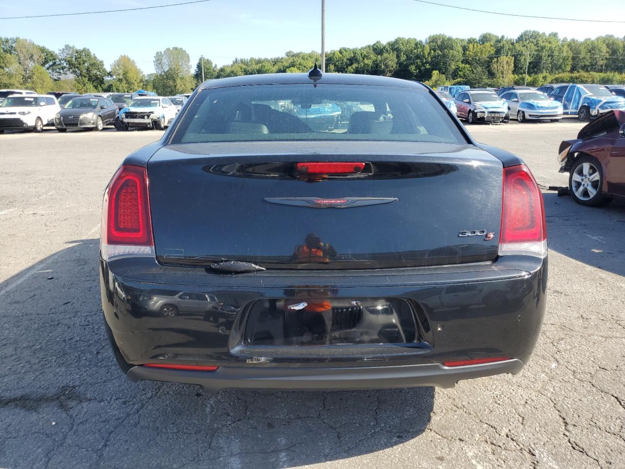 2022 Chrysler 300 S VIN: 2C3CCABG0NH174274 Lot: 70018055