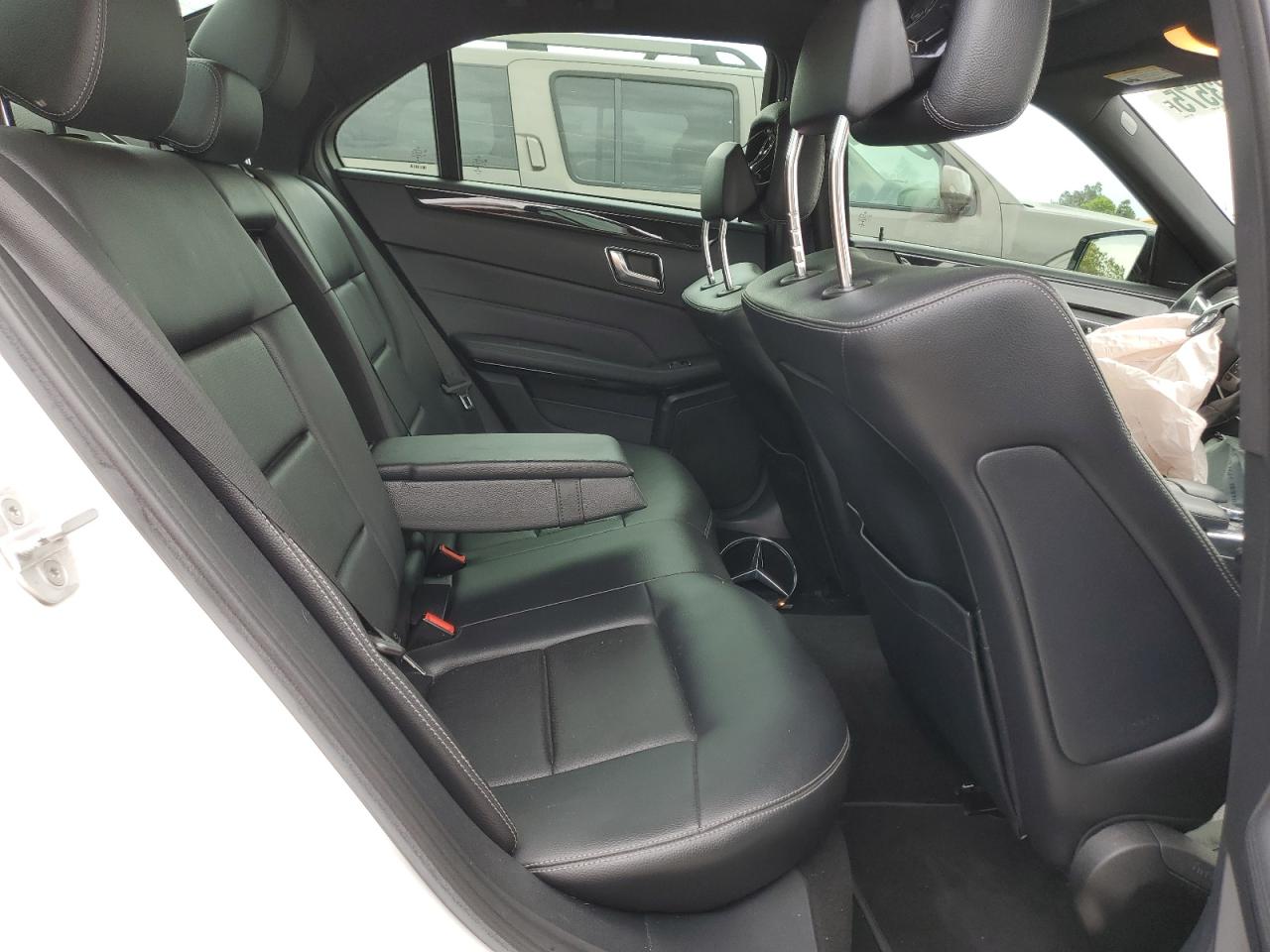 2016 Mercedes-Benz E 350 VIN: WDDHF5KB4GB234305 Lot: 70923575