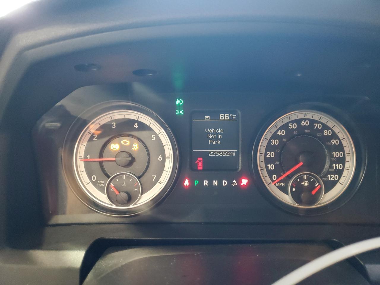 2014 Ram 1500 St VIN: 1C6RR7KT2ES276499 Lot: 71895755