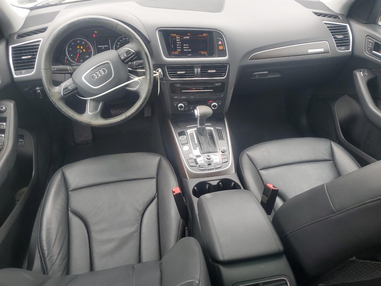 2017 Audi Q5 Premium VIN: WA1C2AFP4HA098077 Lot: 83850195