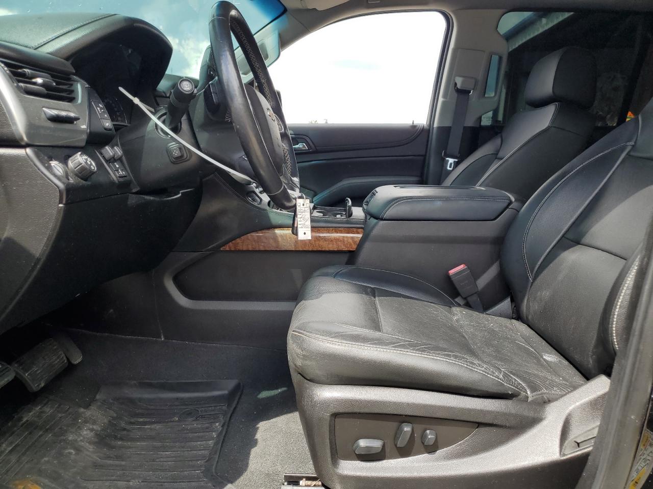 2019 Chevrolet Tahoe C1500 Premier VIN: 1GNSCCKJ5KR244708 Lot: 81009195