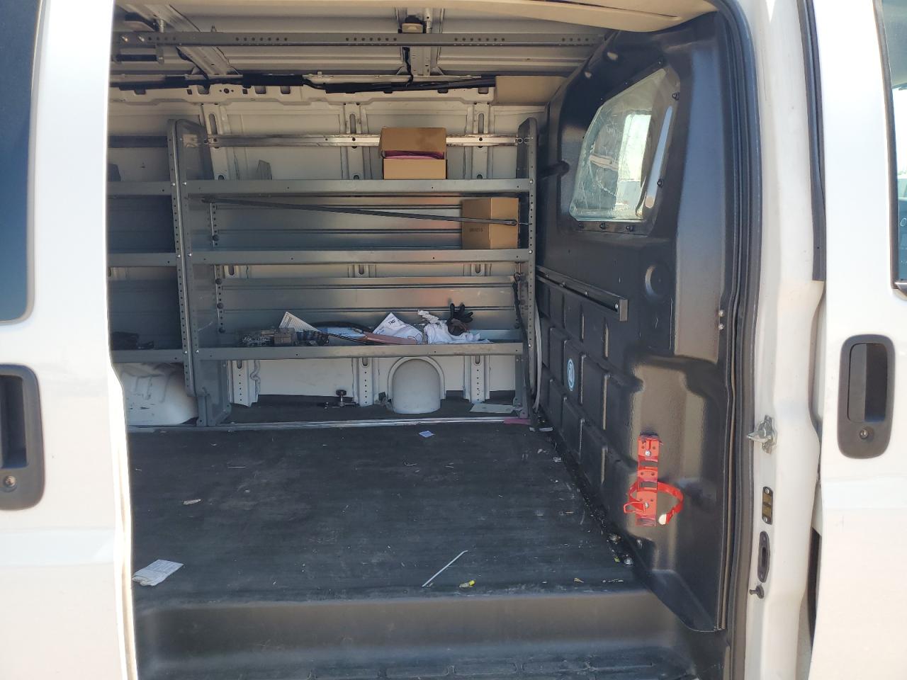 2019 Chevrolet Express G2500 VIN: 1GCWGAFP9K1373230 Lot: 80670815