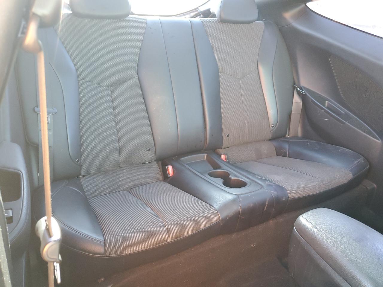 2013 Hyundai Veloster VIN: KMHTC6AD9DU136551 Lot: 83799205