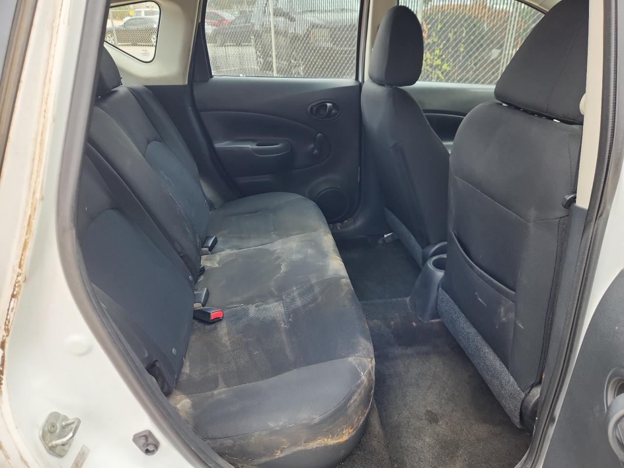 2015 Nissan Versa Note S VIN: 3N1CE2CP1FL433201 Lot: 84398135