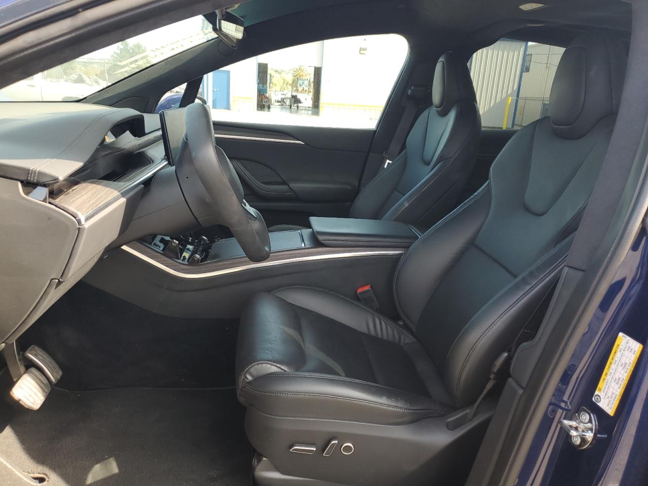 2022 Tesla Model X VIN: 7SAXCBE55NF364271 Lot: 71999375