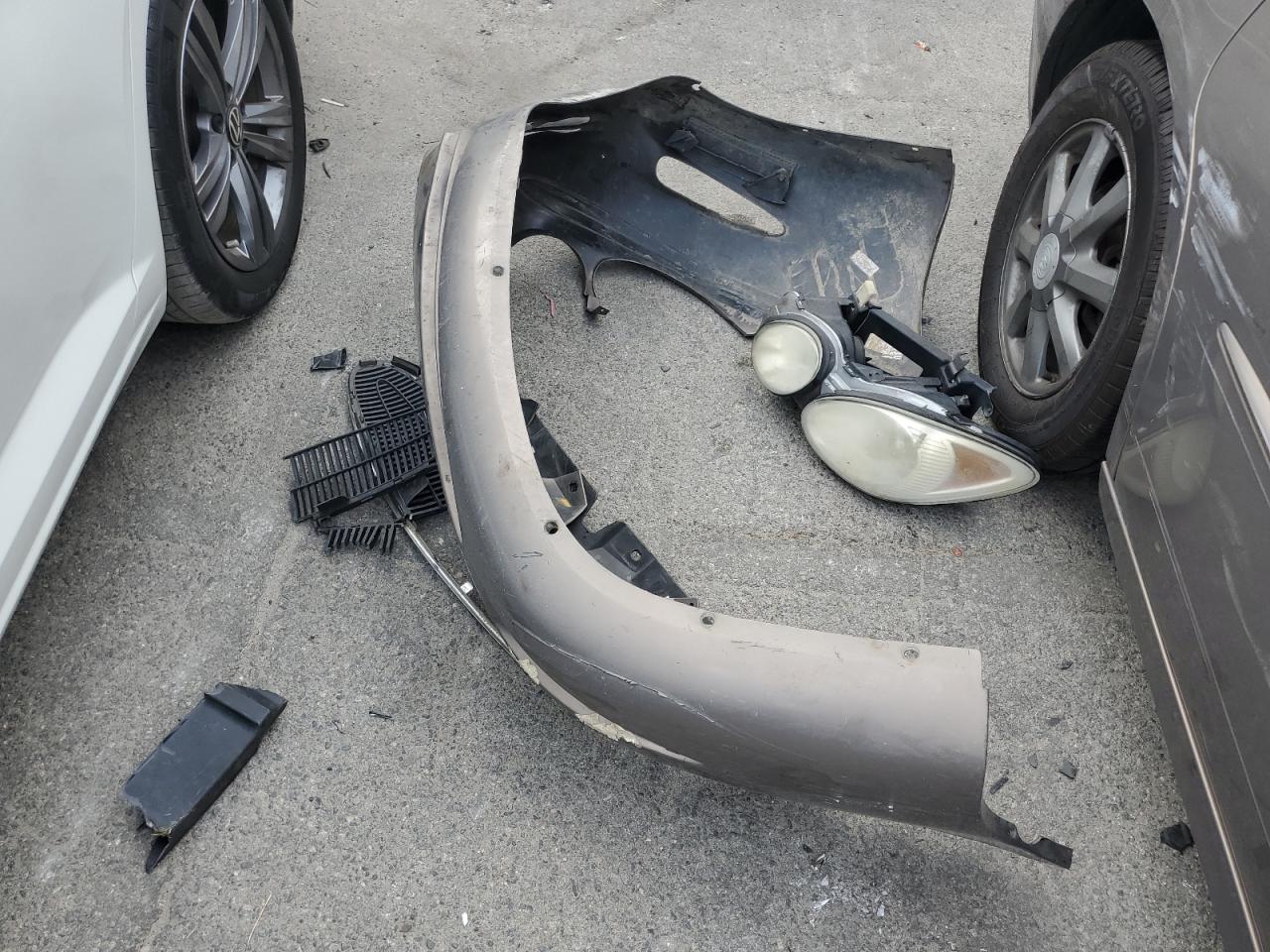 2007 Buick Lacrosse Cxl VIN: 2G4WD552471135403 Lot: 81492075