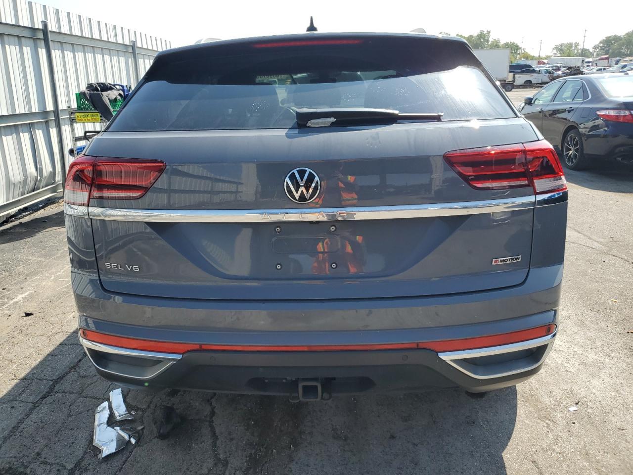 2020 Volkswagen Atlas Cross Sport Sel Premium VIN: 1V2NE2CA8LC217689 Lot: 70530785