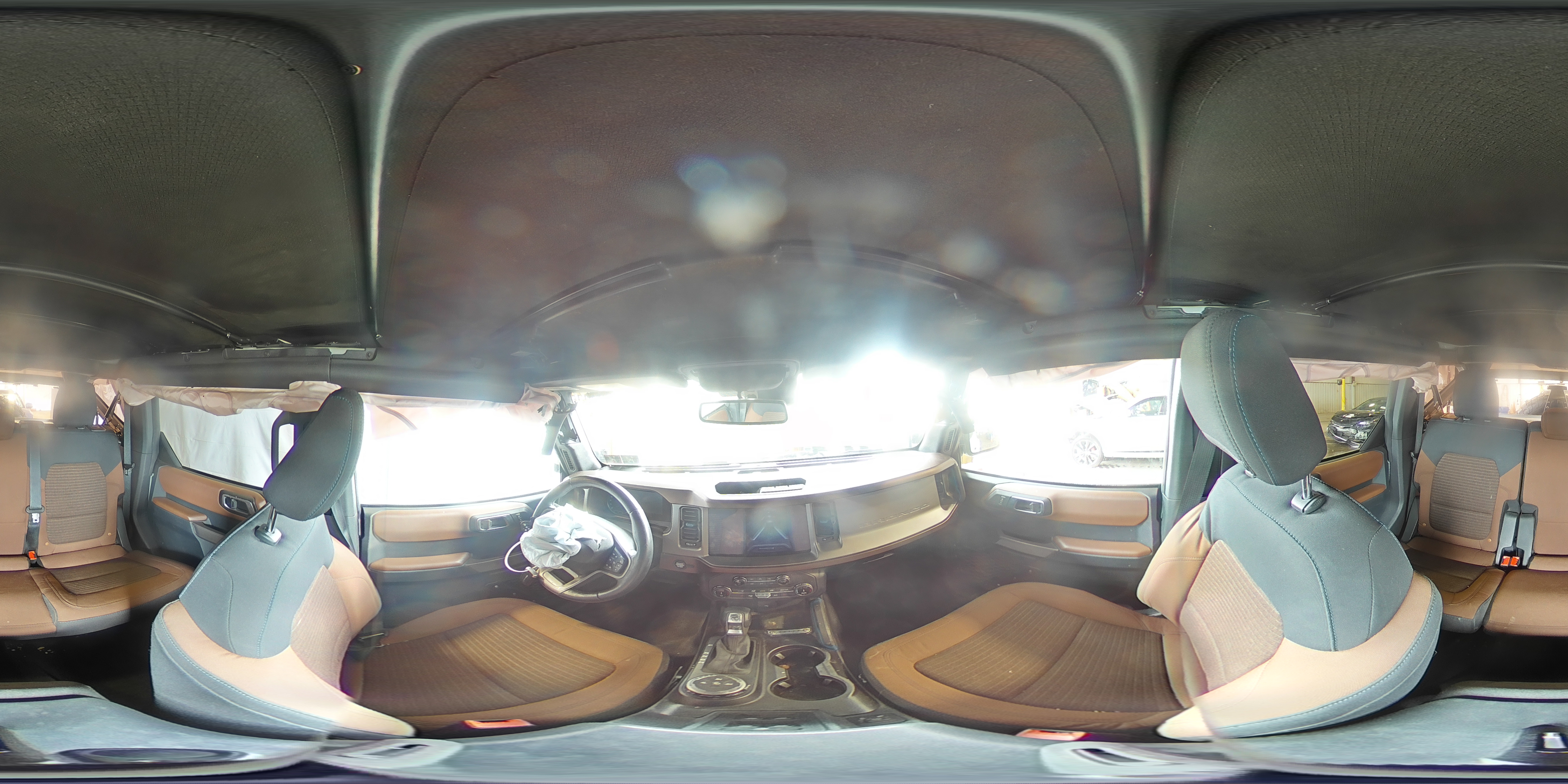 2022 Ford Bronco Base VIN: 1FMDE5BH9NLB88795 Lot: 81058365