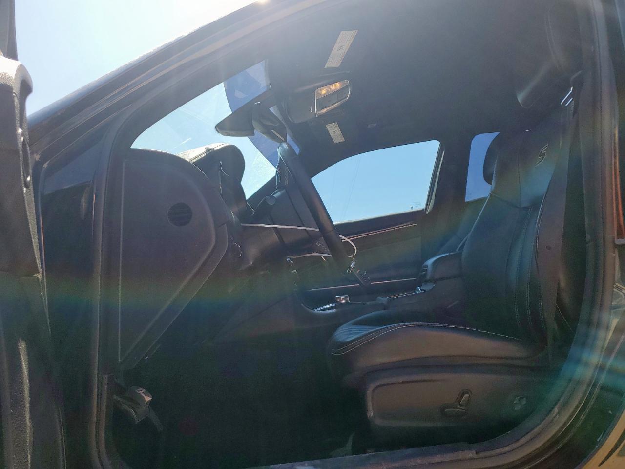 2019 Chrysler 300 S VIN: 2C3CCABT0KH560220 Lot: 80798945