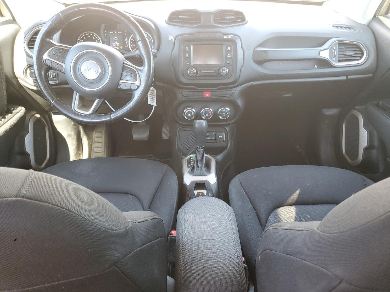 2015 Jeep Renegade Latitude VIN: ZACCJABT1FPB30640 Lot: 80924495